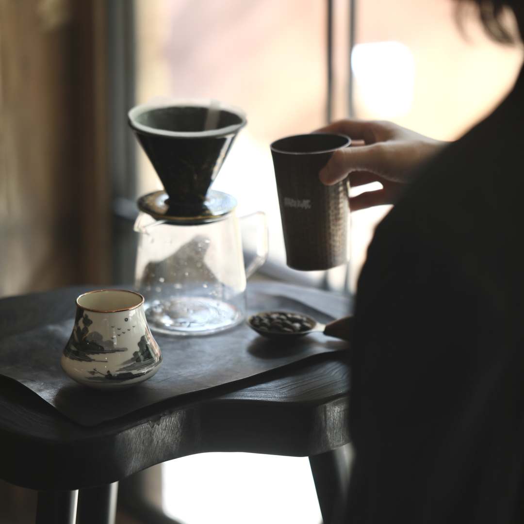 Blue and White Kangxi Landscape Appreciation Cup