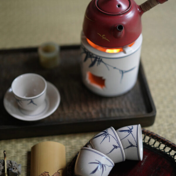 Blue and White Bamboo Leaf Bell Cup (Set of 4 Cups)