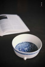 Blue and White Dragon Three-legged Teapot Stand - Image 4