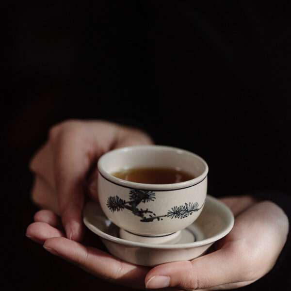 Blue and White Pine Small Golden Bell Cup (Set of 4 Cups)