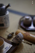 Blue and White Poetry Small Golden Bell Cup (Set of 4 Cups) - Image 2