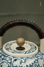 Continuous Success Yurong Teapot - Image 5