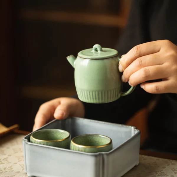 Emerald Green Leisure Room Small Teapot