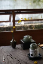 Emerald Green Pearl Round Side-handle Teapot - Image 6