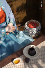 Gold and Silver Painted Small Daisy Hawthorn Red Rock Clay Chrysanthemum Petal Teapot - Image 2