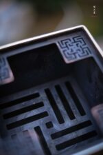 Hammered Pattern Square Carbon Stove - Image 4