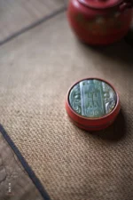Hawthorn Red Bamboo Joint Jade Lid Rest