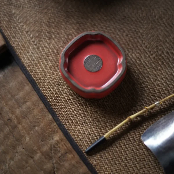 Hawthorn Red Begonia Jade Lid Rest