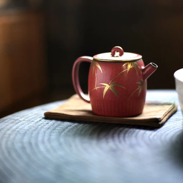 Hawthorn Red Golden Bamboo Leisure Room Small Teapot