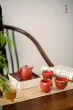 Hawthorn Red Leisure Room Small Teapot - Image 3