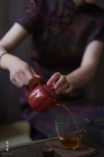 Hawthorn Red Rock Clay Golden Orchid Melon Ribbed Small Teapot - Image 6