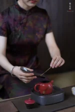 Hawthorn Red Rock Clay Golden Orchid Melon Ribbed Small Teapot - Image 7