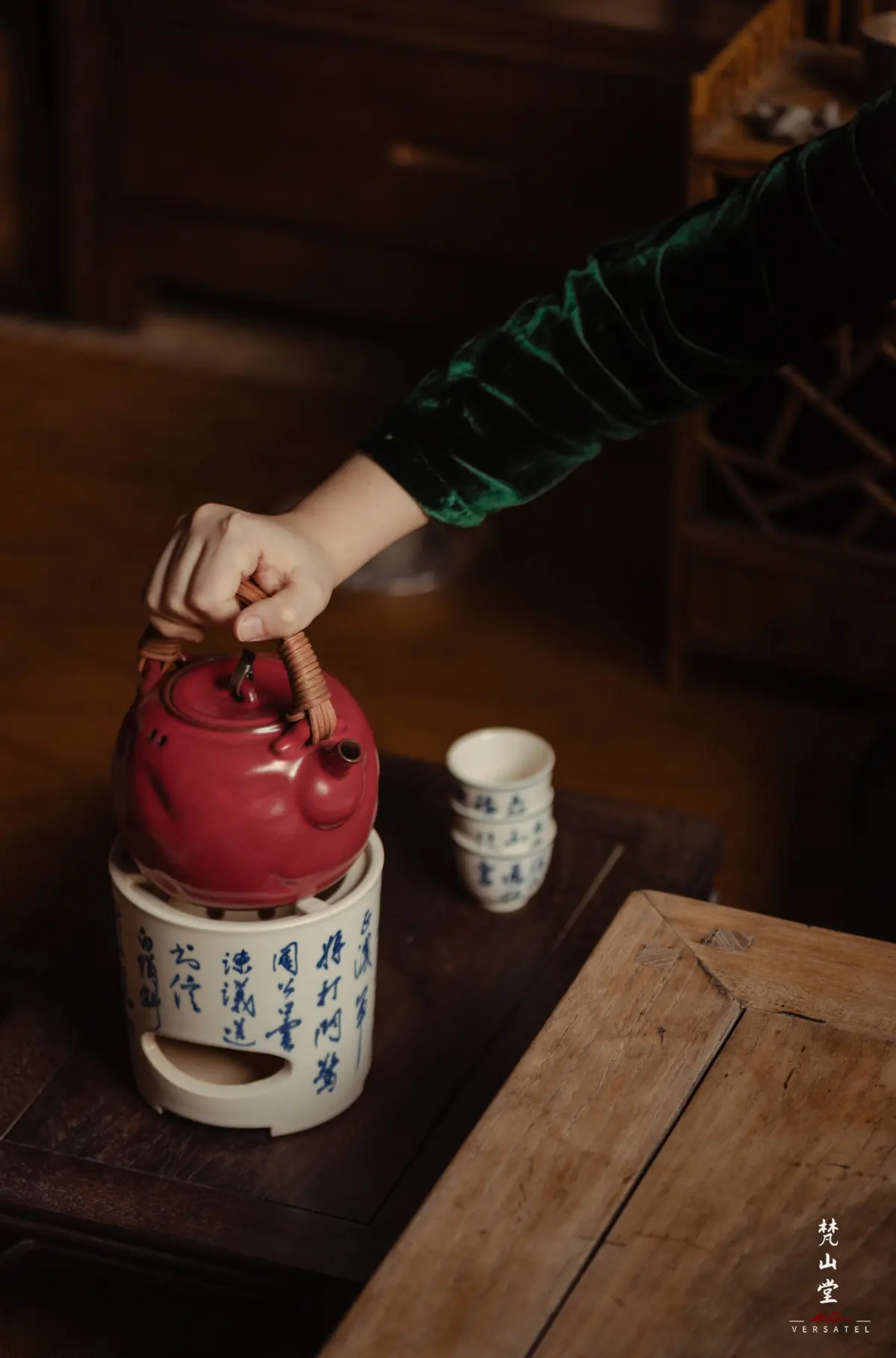 Hawthorn Red Rock Clay Listening Cloud Teapot - Image 3