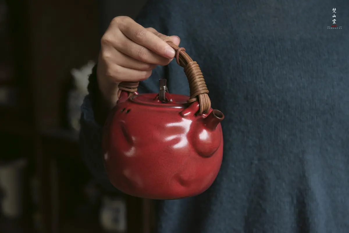 Hawthorn Red Rock Clay Listening Cloud Teapot - Image 10