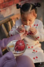 Hawthorn Red Rock Clay Nine-sided Small Teapot - Image 2