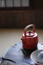 Hawthorn Red Rock Clay Wenqu Teapot