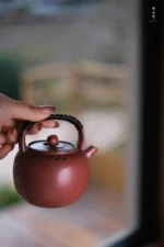 Hawthorn Red Small Round Teapot