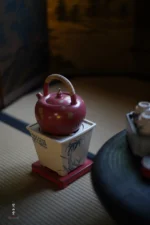 Hawthorn Red Square Stove Pad - Image 3