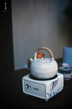 Kohiki Chrysanthemum Teapot - Image 2