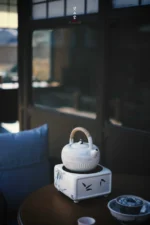 Kohiki Chrysanthemum Teapot - Image 4