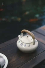 Kohiki Engraved Poetry Mist Teapot - Image 6