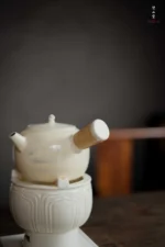 Kohiki Engraved Poetry Side-handle Teapot - Image 5