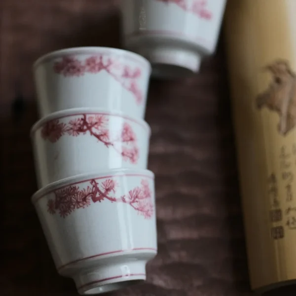 Red Pine Straight Horse-hoof Cup (Set of 4 Cups)