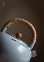 Soda Glaze Aged Rock Clay Yurong Teapot - Image 7