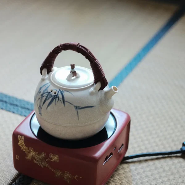 Soda Glaze Bamboo Leaf Waist-line Teapot