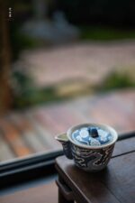 Soda Glaze Blue and White Dragon Infuser - Image 7