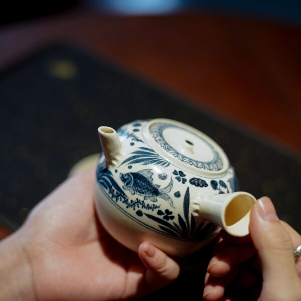 Soda Glaze Blue and White Fish Motif Side-handle Teapot