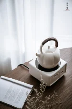 Soda Glaze Melon Ribbed Teapot （ Small ） - Image 5