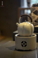 Soda Glaze Melon Ribbed Teapot （ Small ） - Image 6