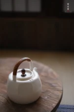 Soda Glaze Octagonal Teapot - Image 5