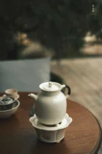 Soda Glaze Plain Luyu Ewer - Image 2