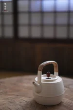 Soda Glaze Wenqu Teapot - Image 2