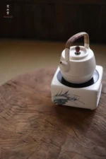 Soda Glaze Wenqu Teapot - Image 3