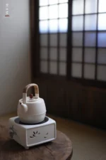 Soda Glaze Wenqu Teapot - Image 4